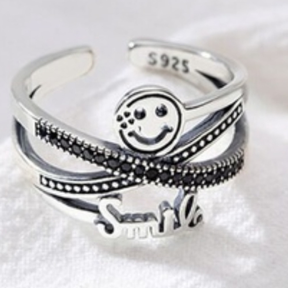 925 Sterling Silver Smile cross open ring Sz 6 to 7 NWT